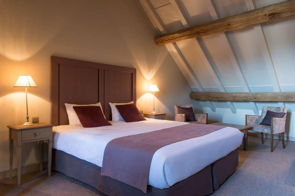 Hotel Ogaux Vieux Remparts Provins Zimmer foto